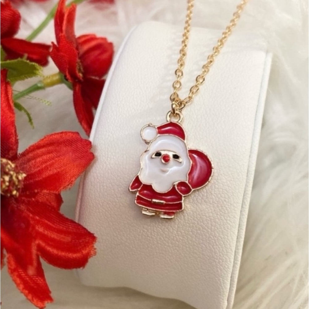 Santa Claus Pendant Necklace With Gold Chain NEW!